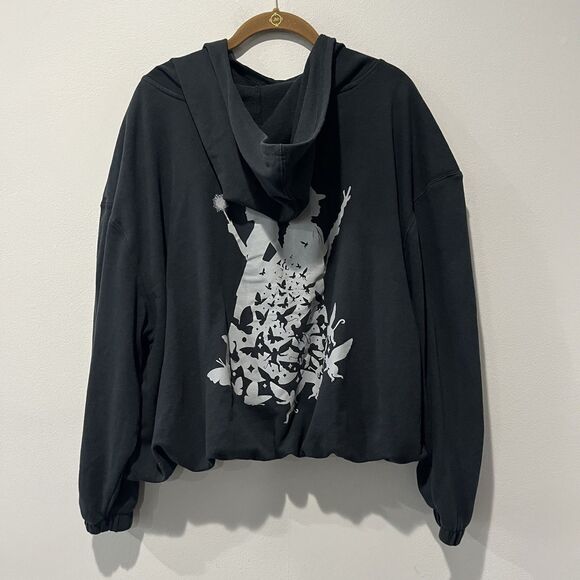 Wicked Paul Tazewell Hoodie Womens Large Graphic Sweatshirt Black Bubble Hem - Picture 2 of 9